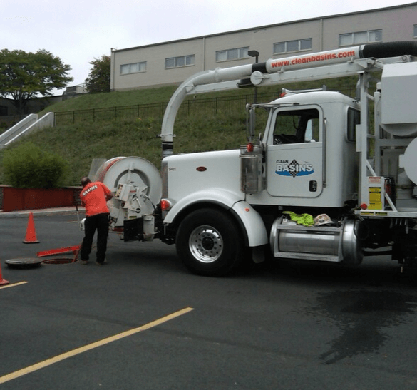 Manhole Cleaning